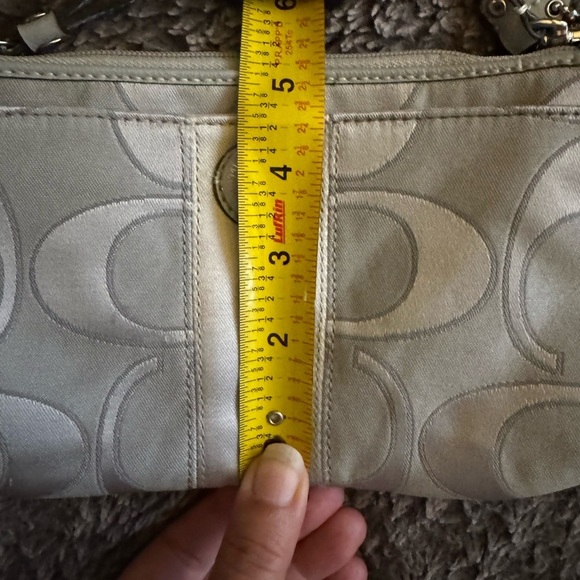 COACH Y2K Wristlet - Picture 4 of 11